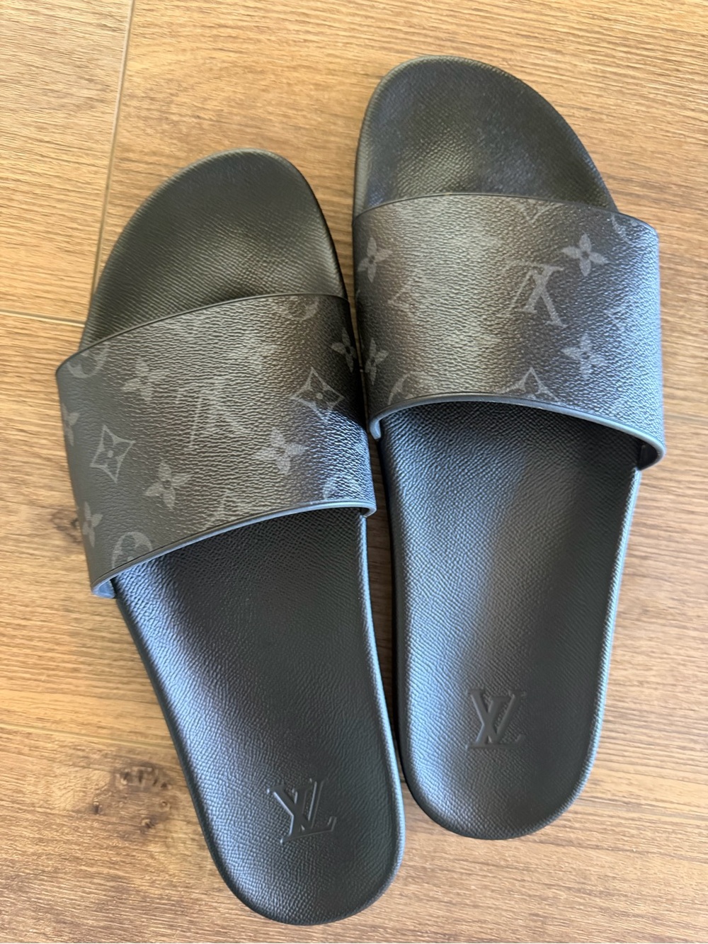 Louis Vuitton Waterfront Mule Monogram Eclipse Black Slides – Men’s Size 13